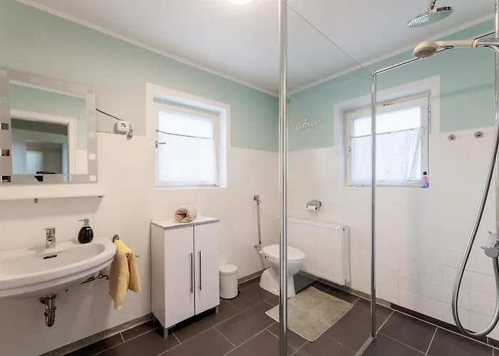 بيت للعطل Haus Mit Wunderschoenem Ausblick Und Garten *