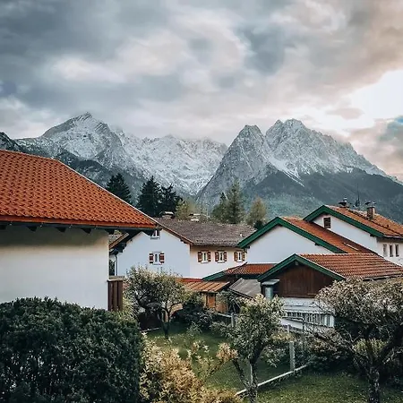 Vakantiehuis Haus Mit Wunderschoenem Ausblick Und Garten