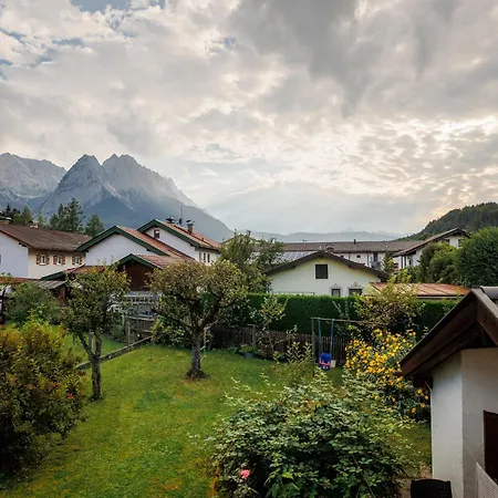 Haus Mit Wunderschoenem Ausblick Und Garten Holiday home