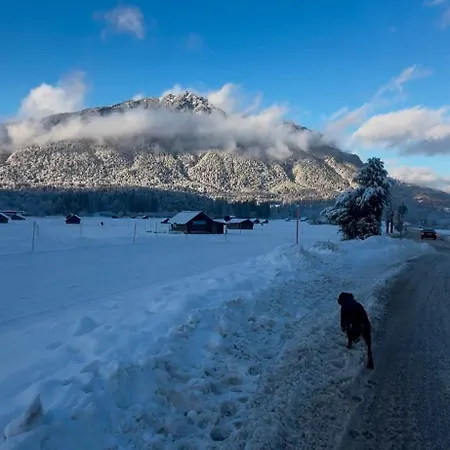 Haus Mit Wunderschoenem Ausblick Und Garten * Garmisch-Partenkirchen