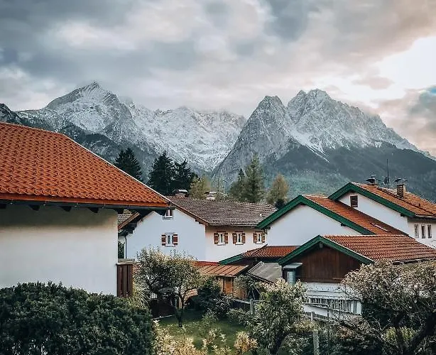 Dom wakacyjny Haus Mit Wunderschoenem Ausblick Und Garten