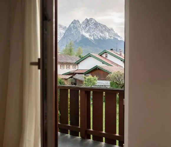 Haus Mit Wunderschoenem Ausblick Und Garten Dom wakacyjny *